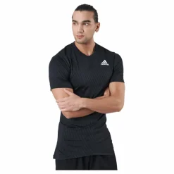 adidas Tennis Freelift Tee 000/black* T-Shirts|Racketsporter