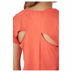 Under Armour Ua Isochill 200 Laser Tee Vermillion / Vermillion / Refl* T-Shirts|Träning